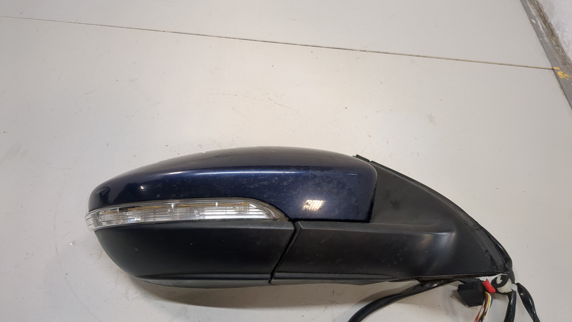 Зеркало правое электрическое