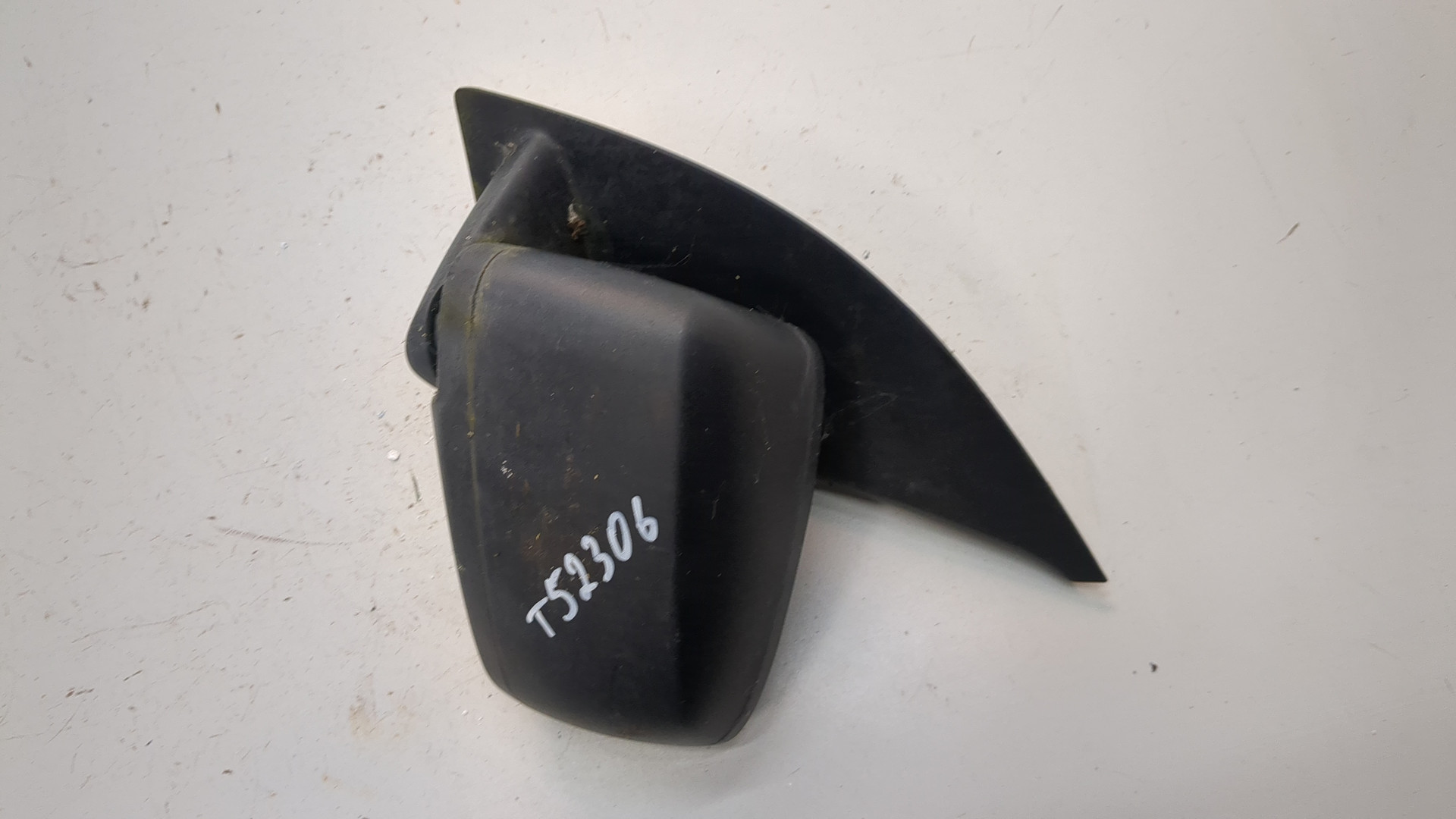 Зеркало левое электрическое