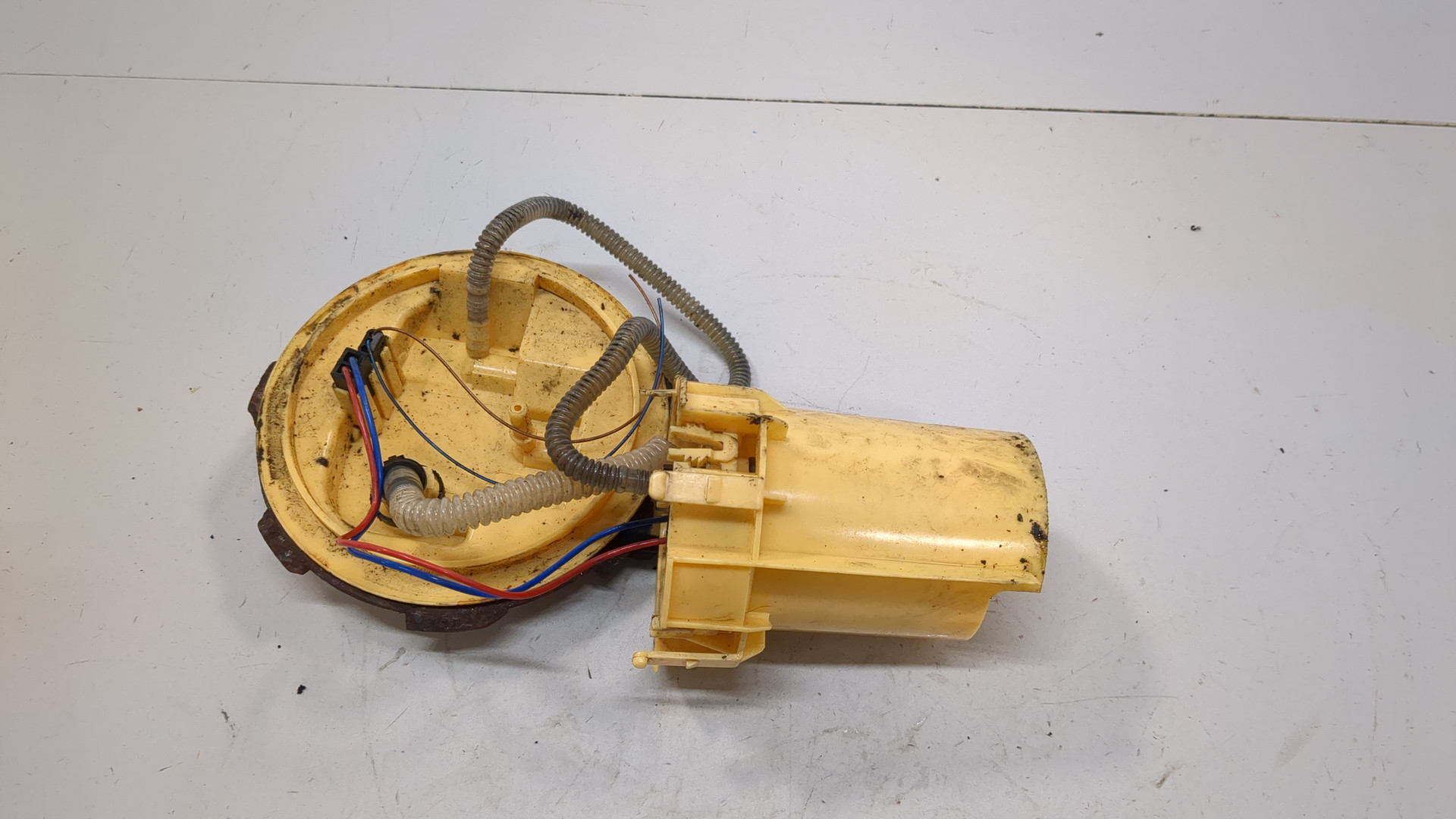 Насос топливный электрический