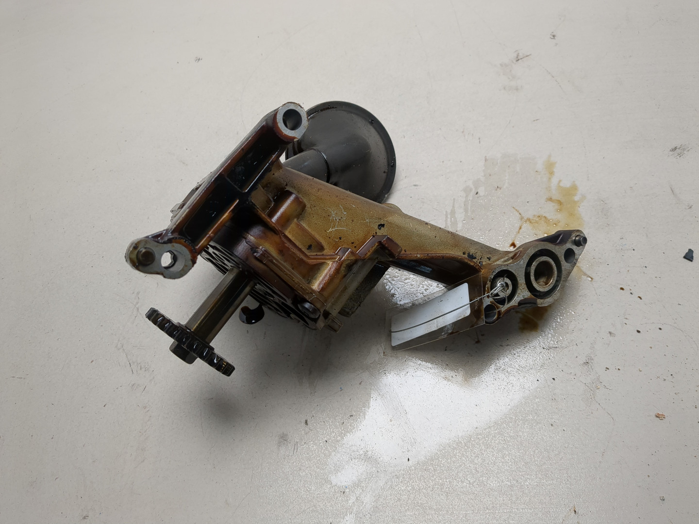 Насос масляный