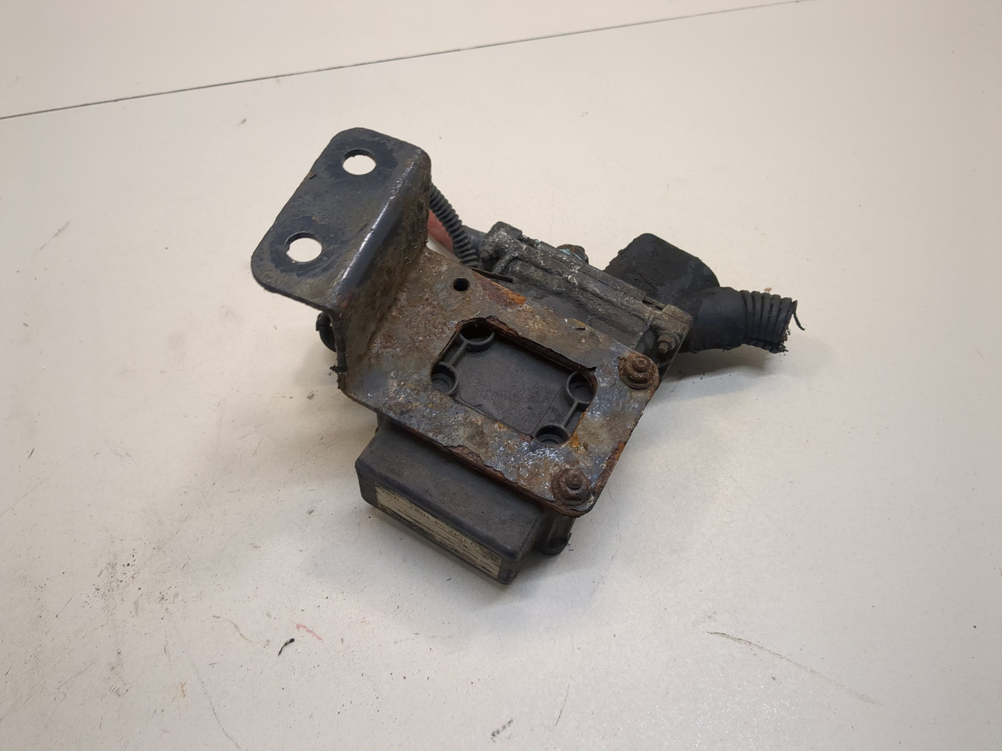 Выключатель массы