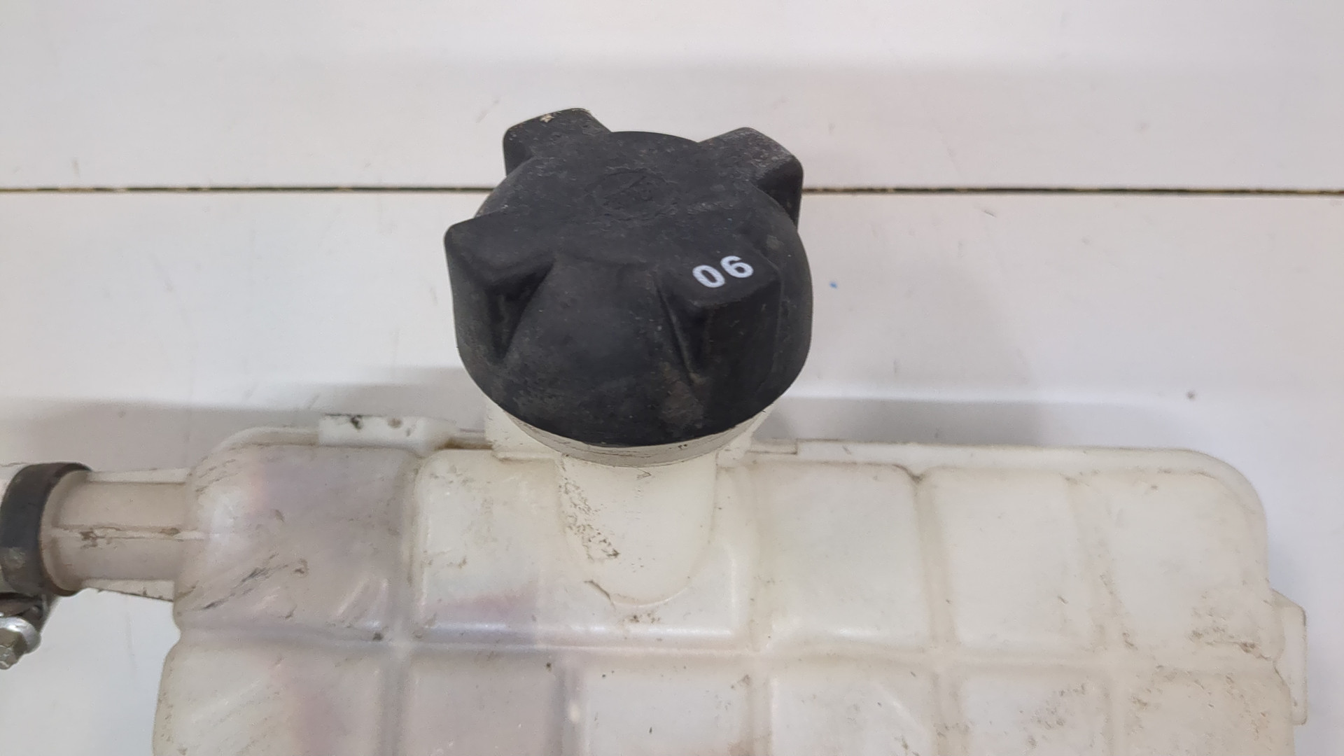 Бачок расширительный