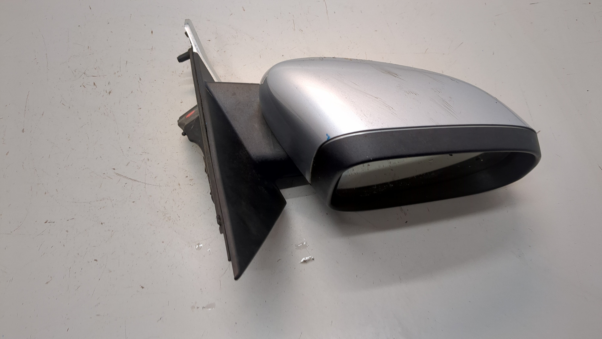 Зеркало правое электрическое