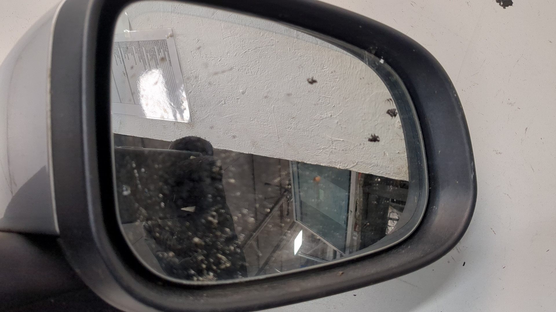 Зеркало правое электрическое