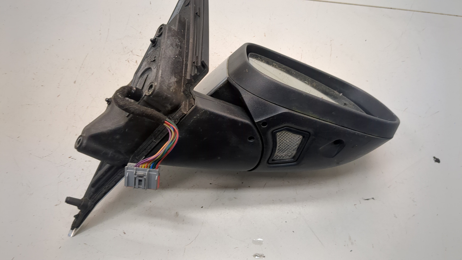 Зеркало правое электрическое