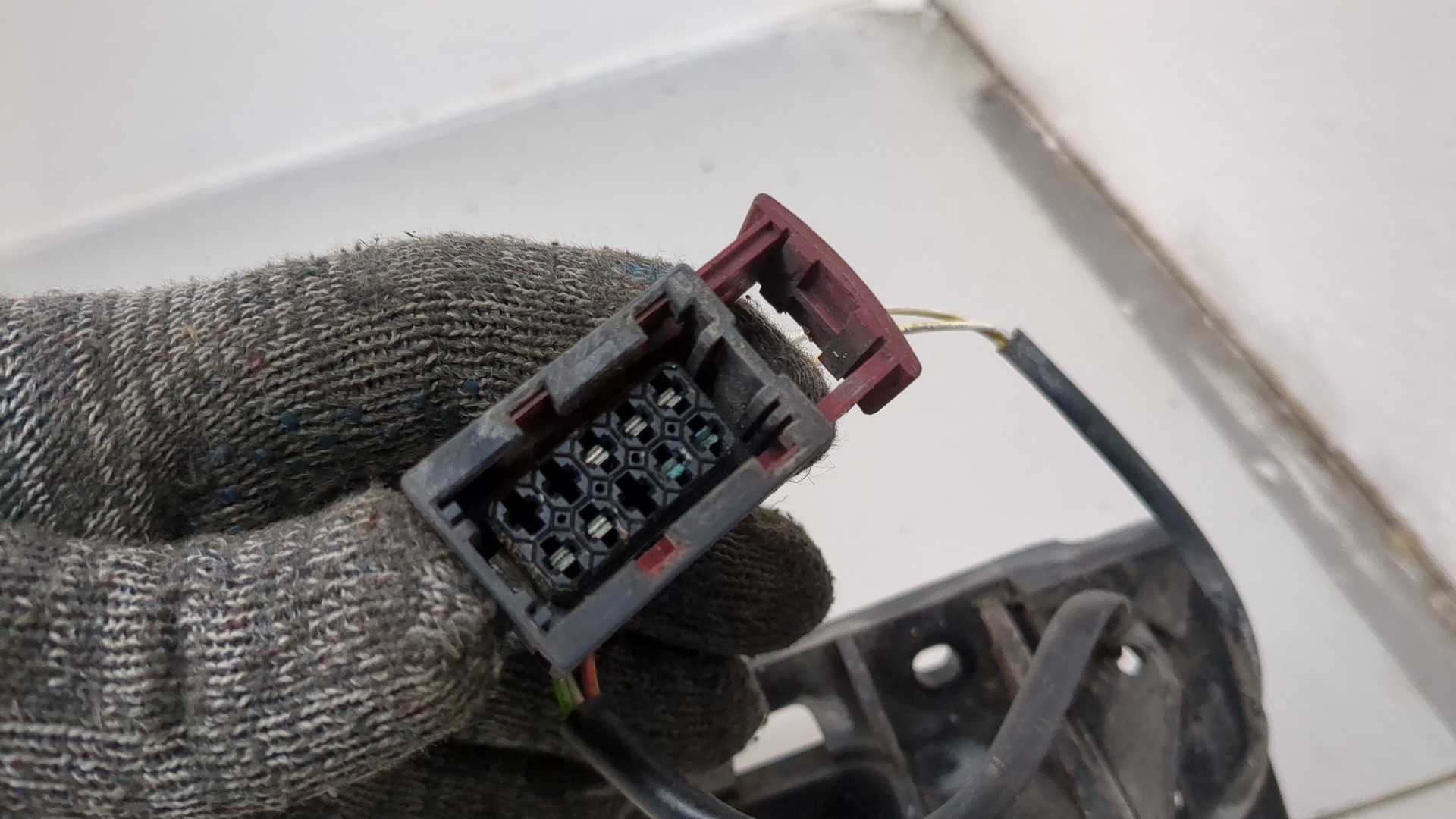 Зеркало левое электрическое