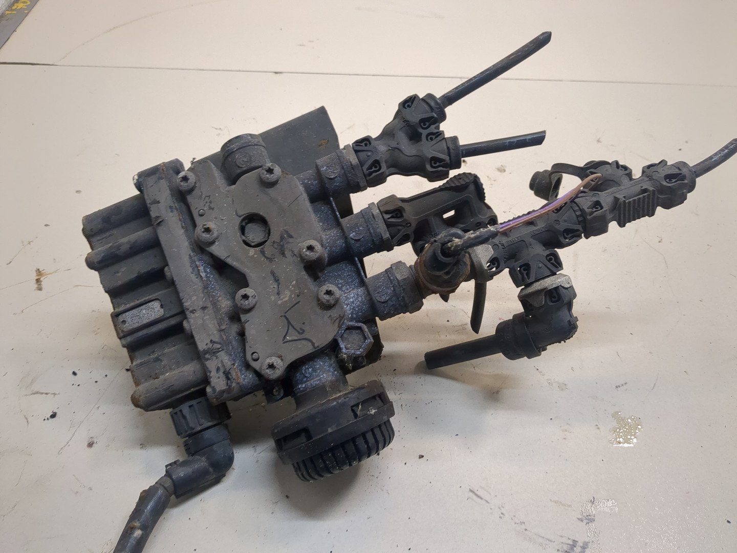 Кран уровня пола