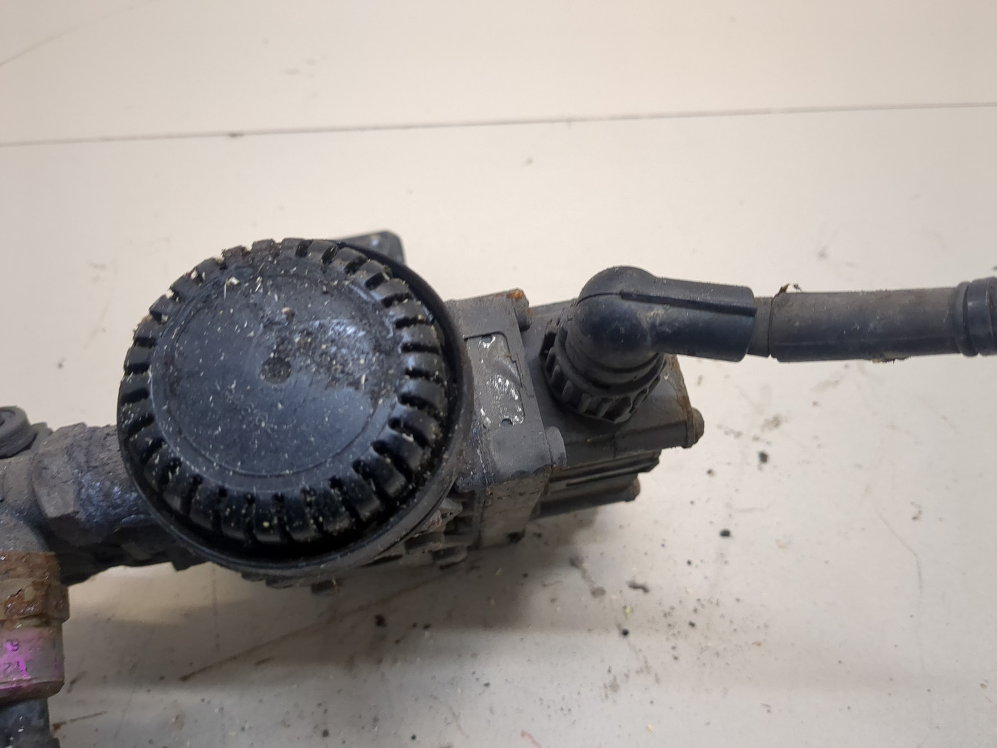 Кран уровня пола