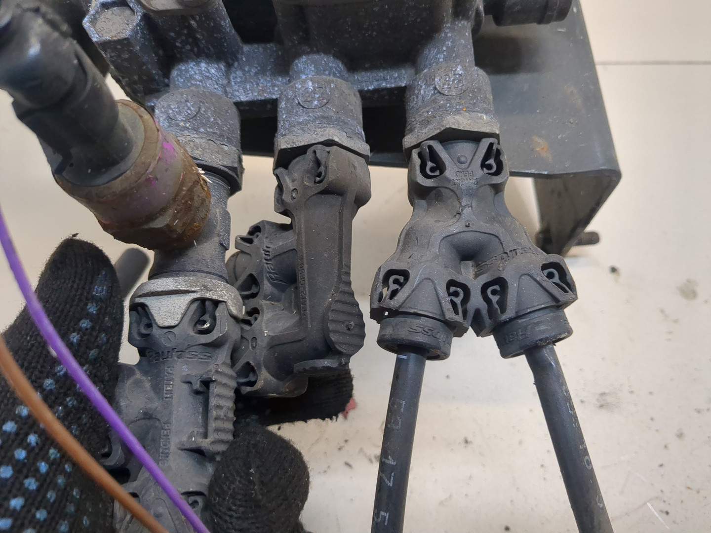 Кран уровня пола