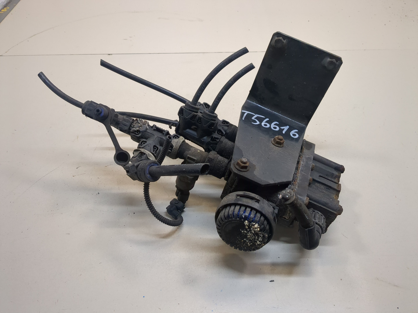 Кран уровня пола