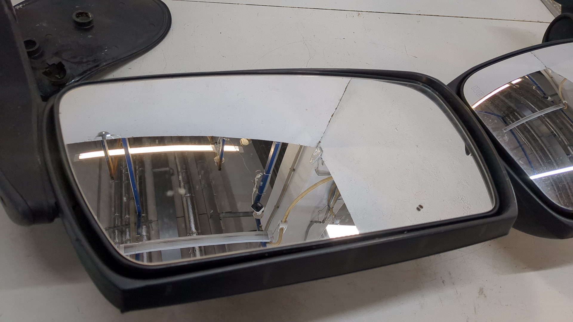 Зеркало правое электрическое