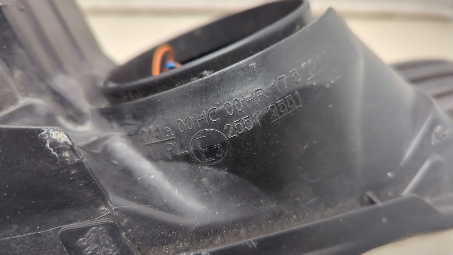 Фара правая