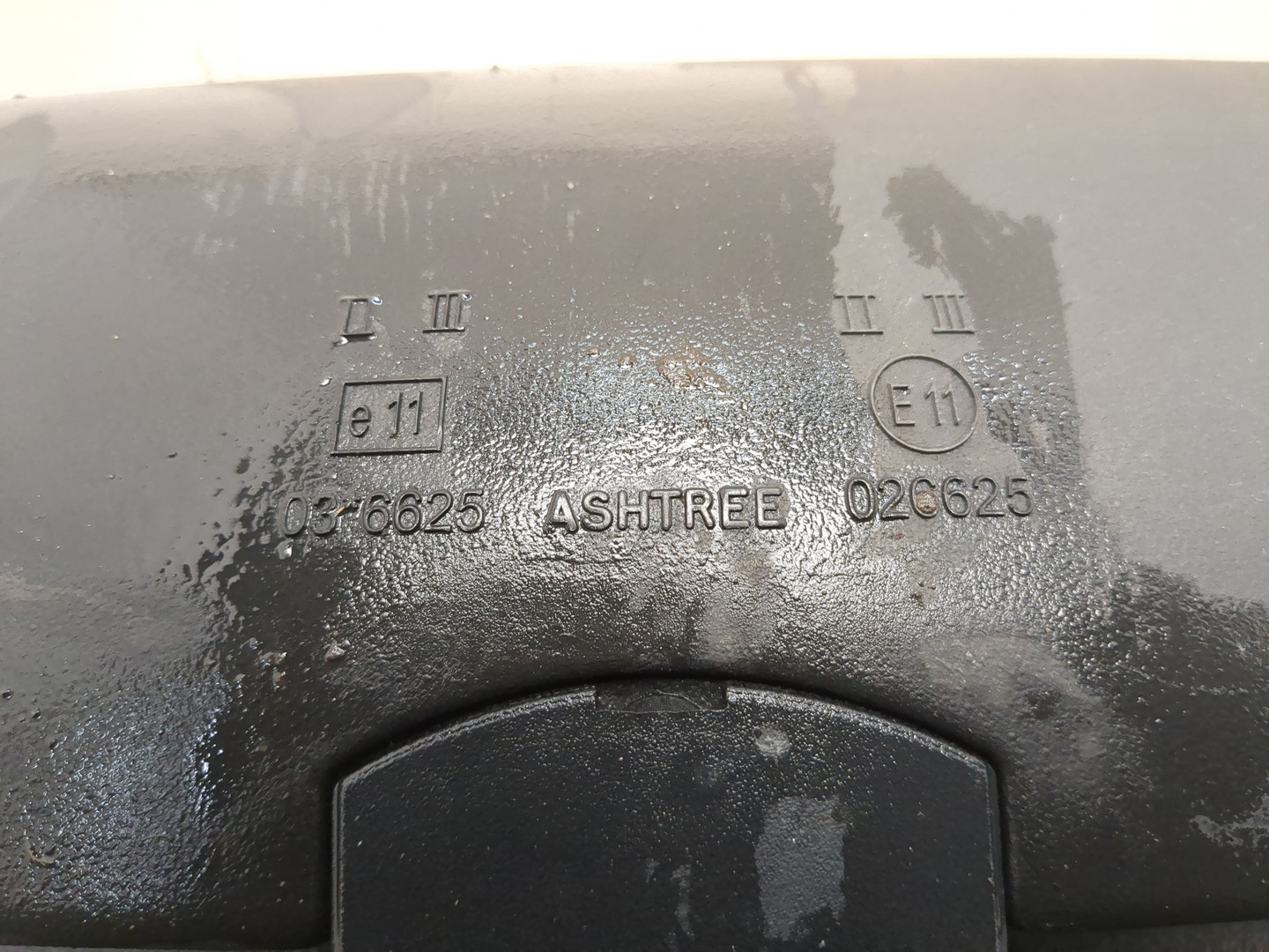 Зеркало правое электрическое