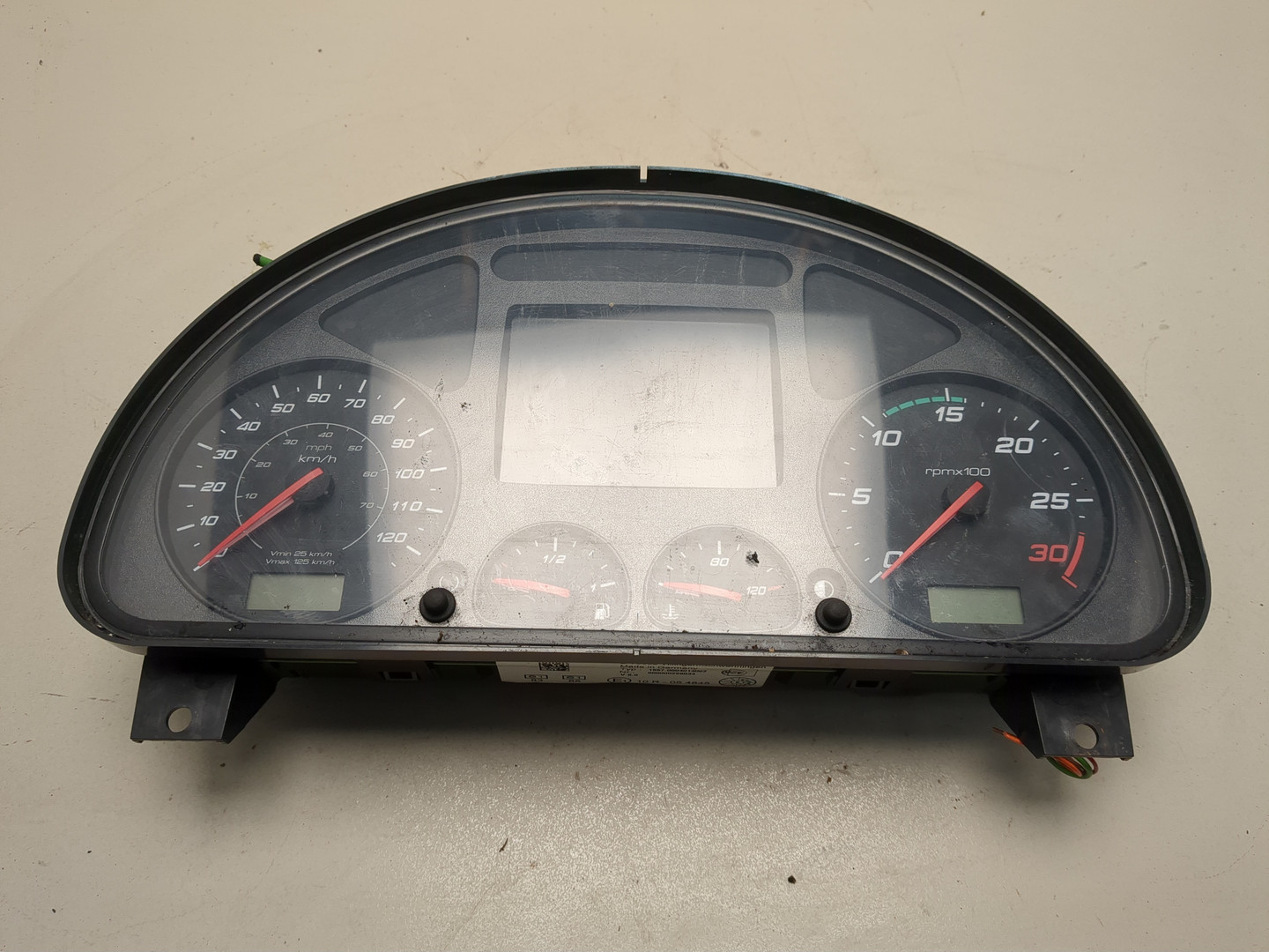 Панель приборов