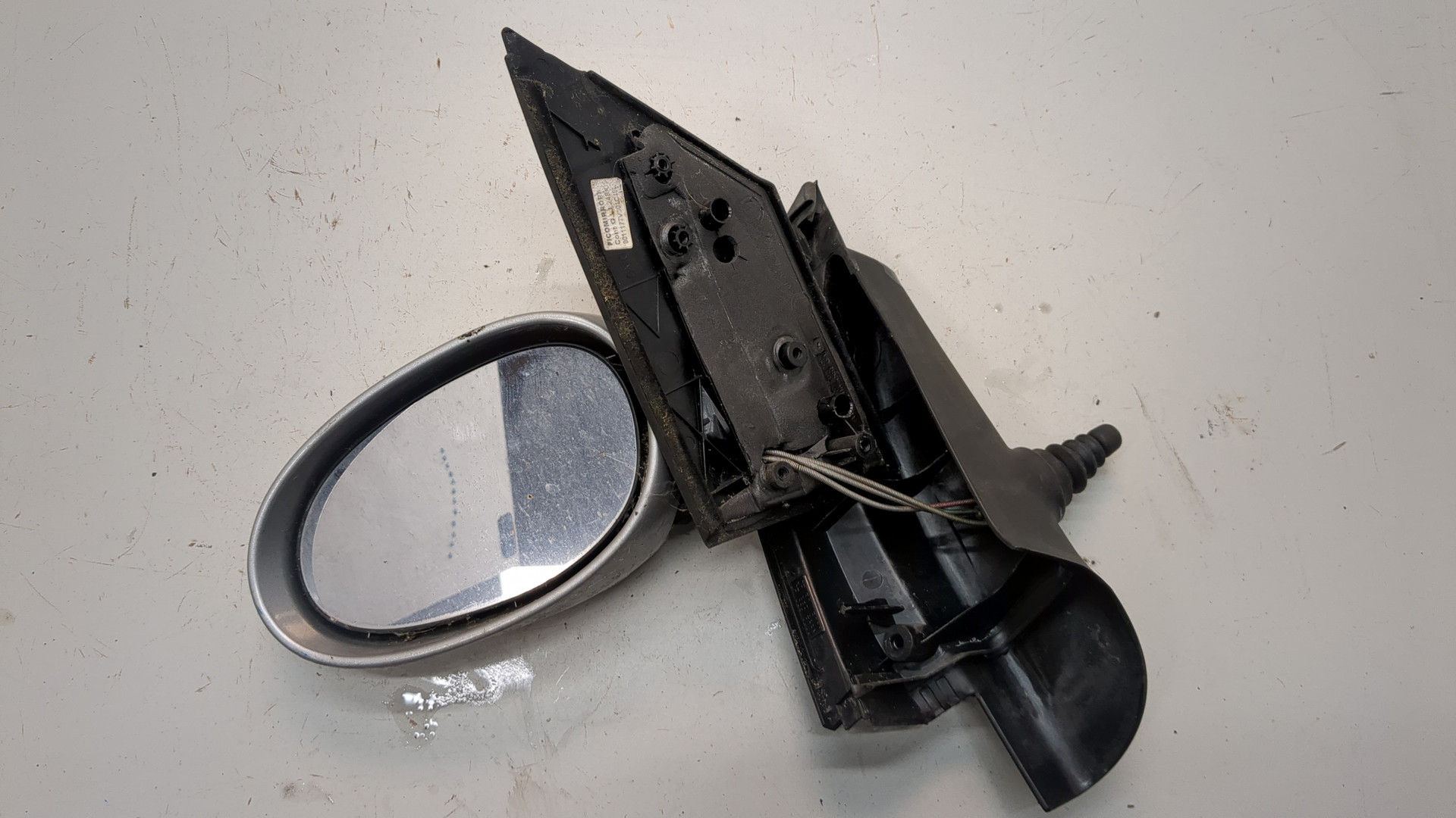 Зеркало левое электрическое