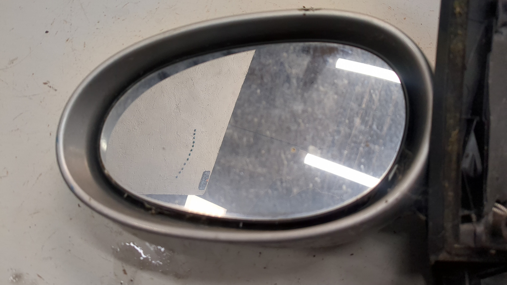 Зеркало левое электрическое