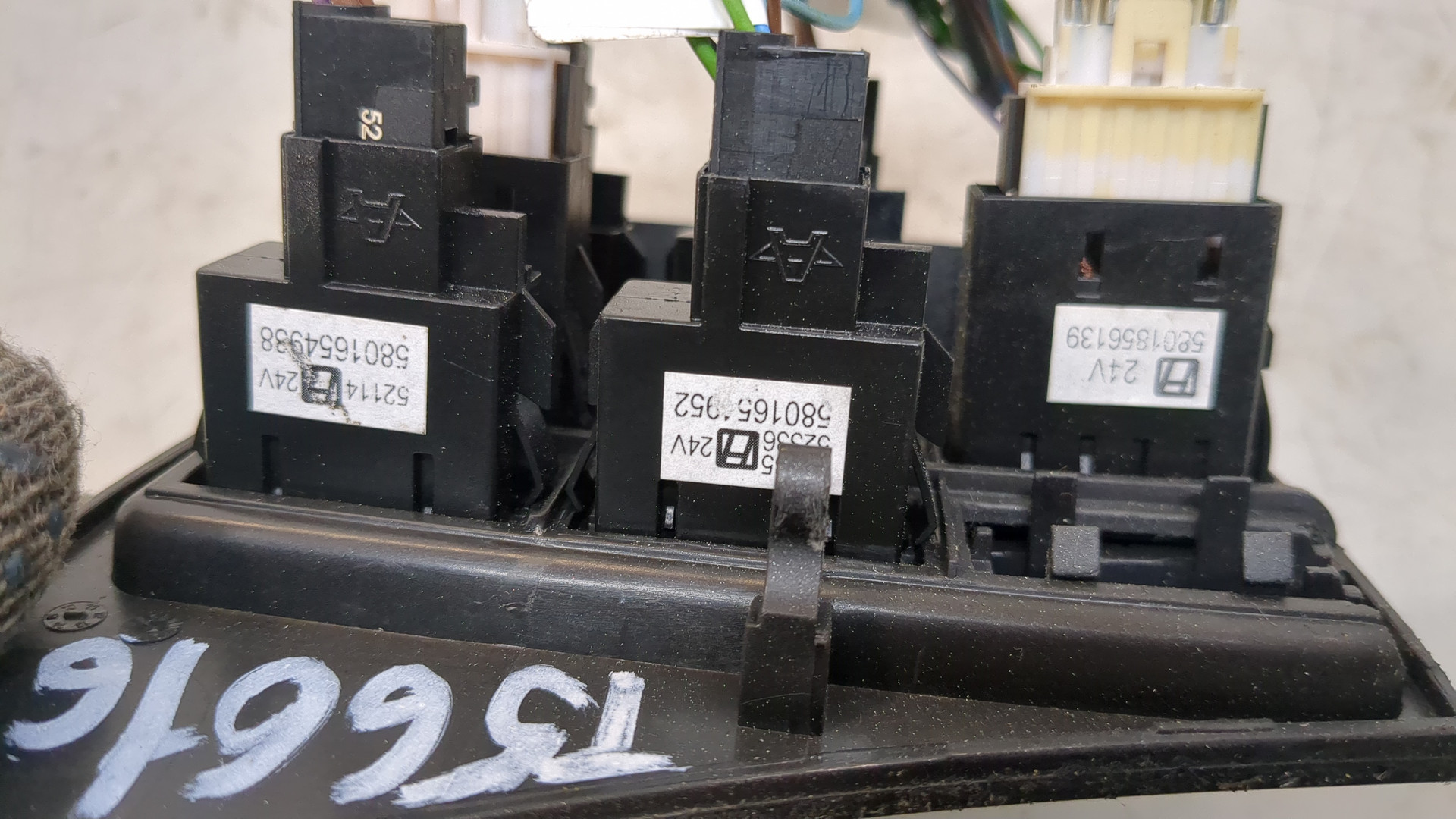 Кулиса МКПП / АКПП