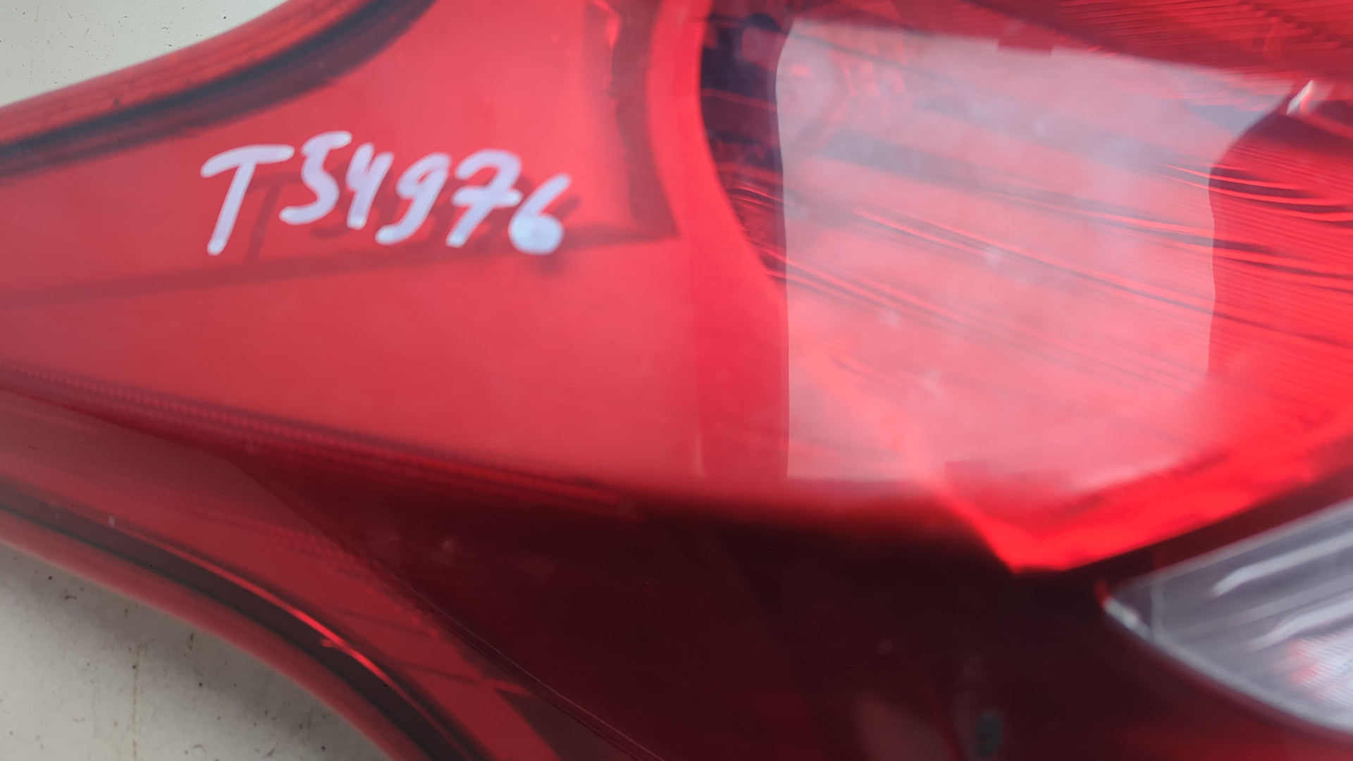 Фонарь задний левый