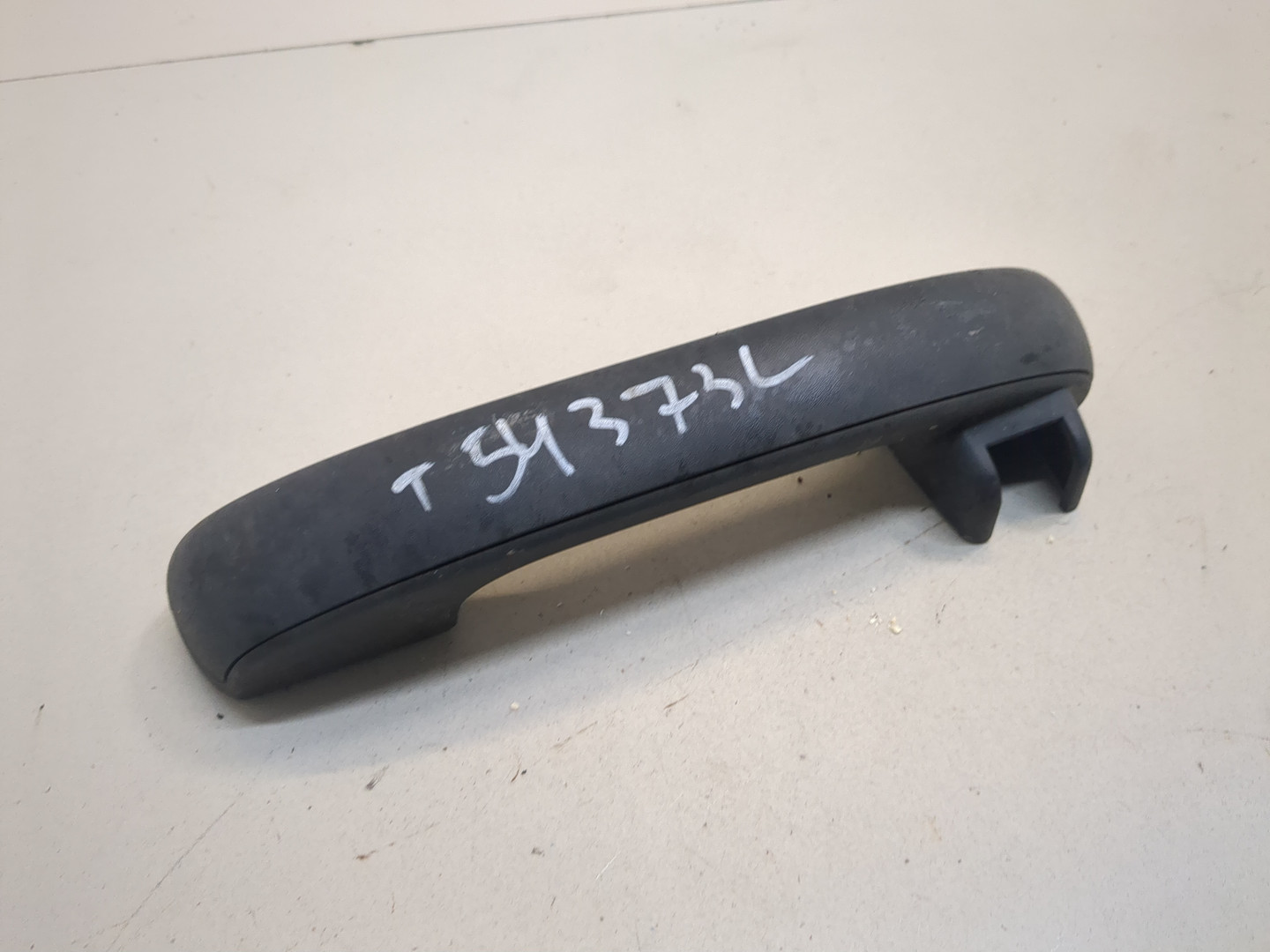 Ручка двери передней внутренняя левая