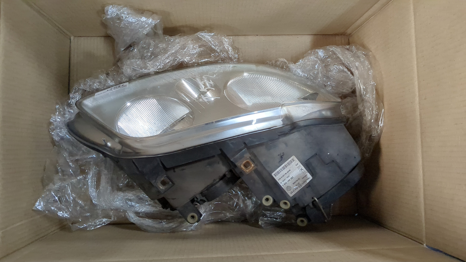 Фара правая