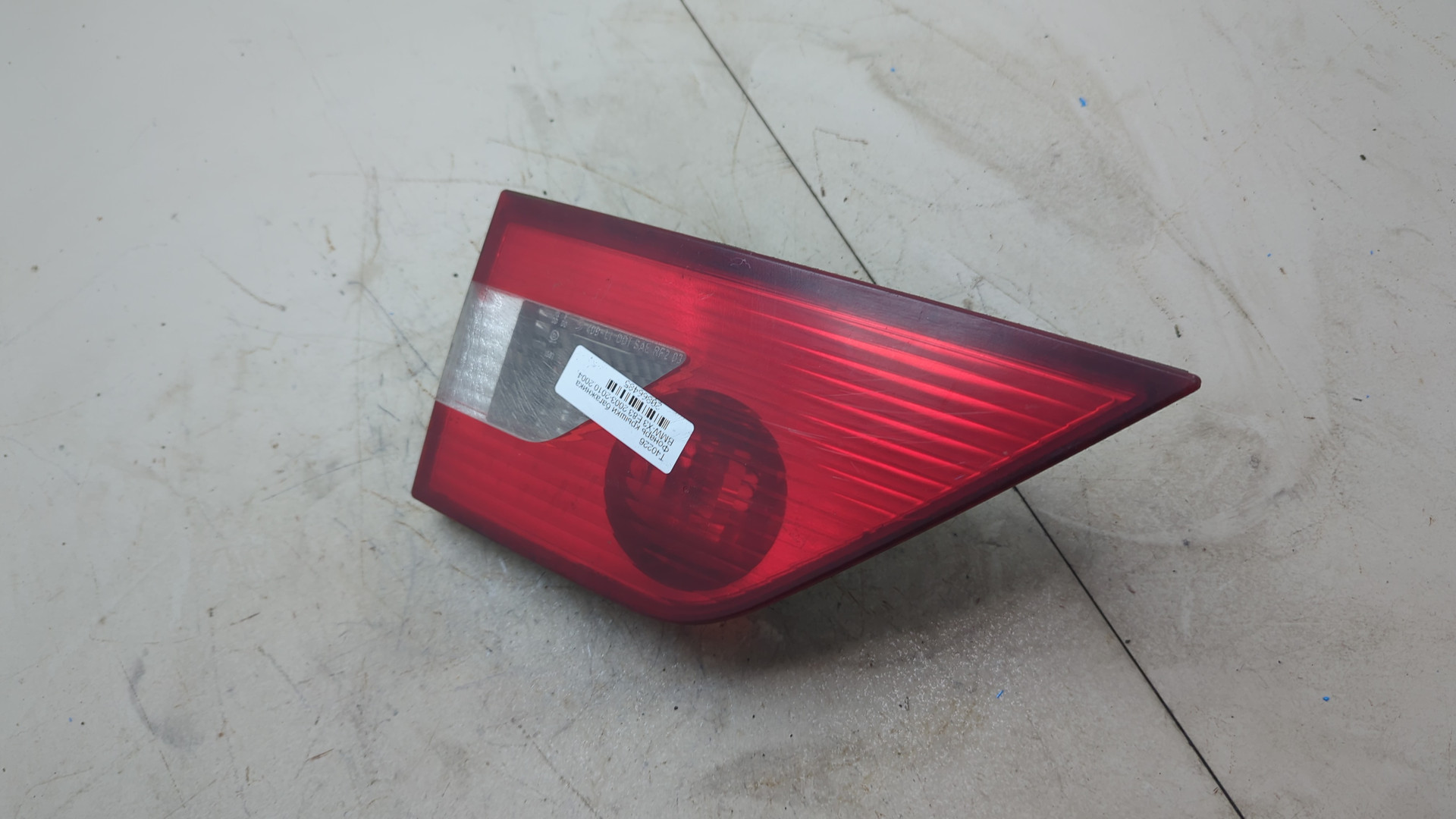 Фонарь задний внутренний левый