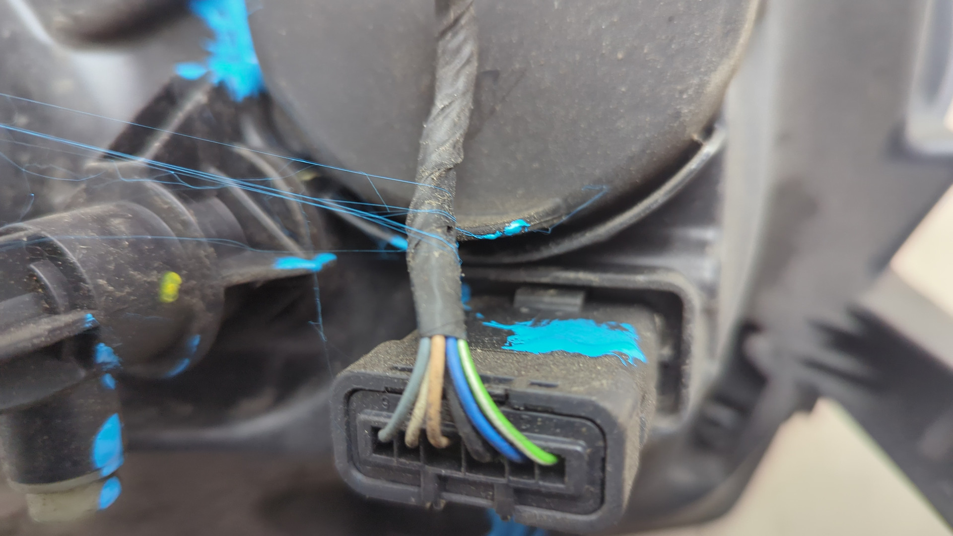 Фара правая