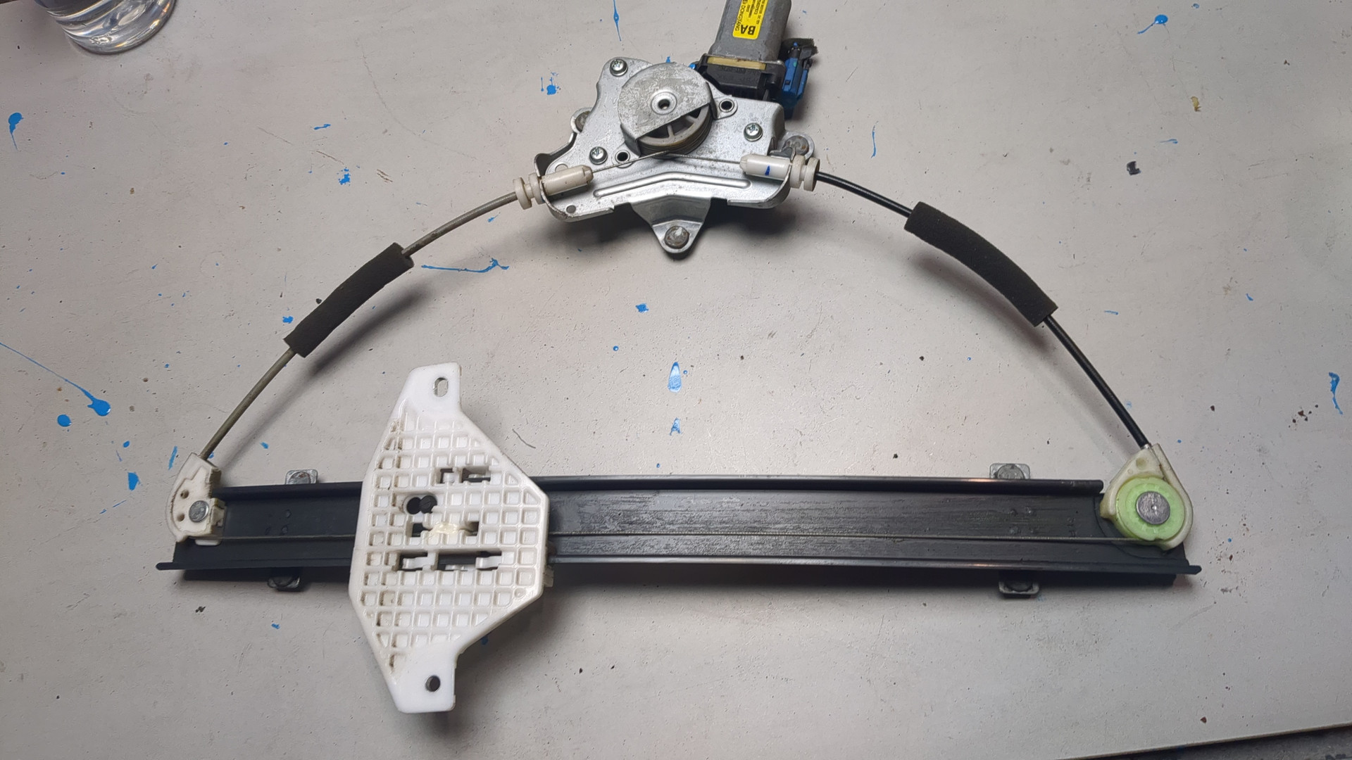 Стеклоподъемник электр. передний левый