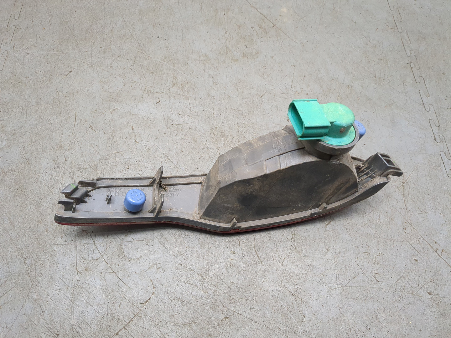 Фара противотуманная левая