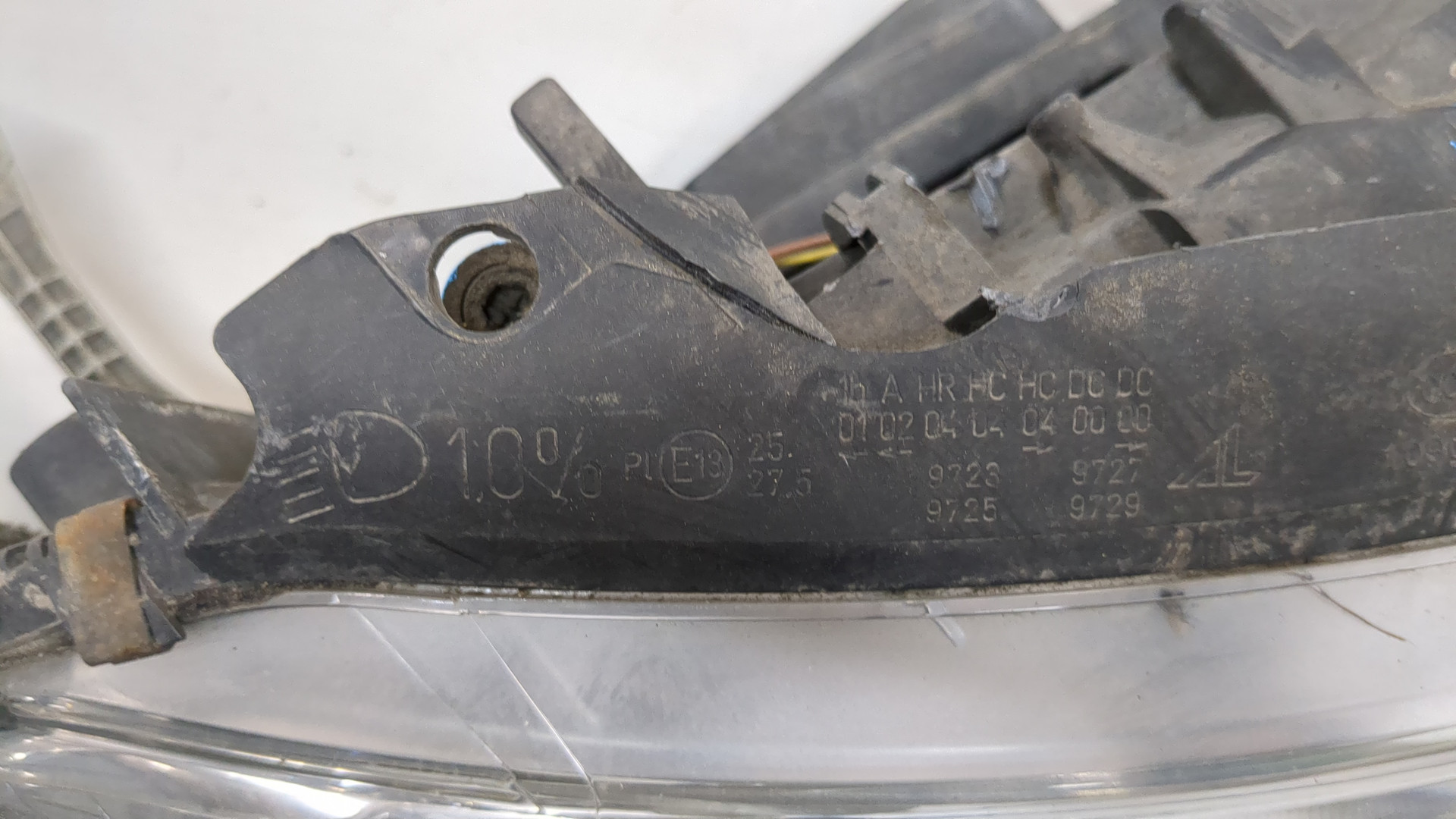 Фара правая