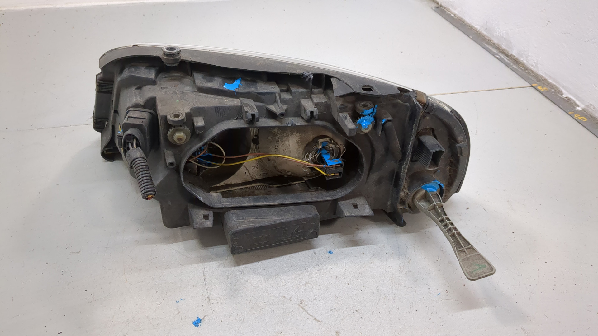 Фара правая