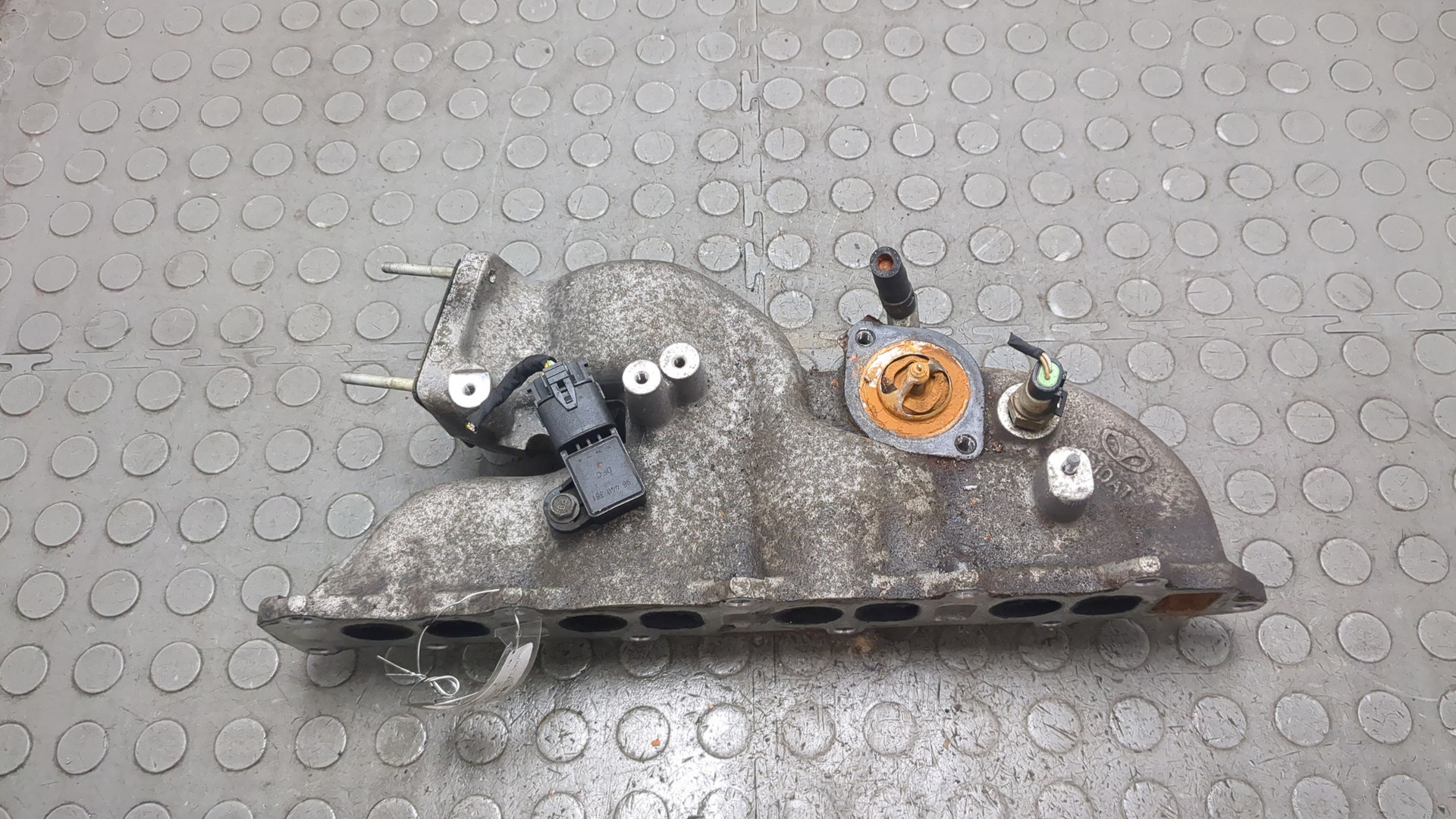 Коллектор впускной