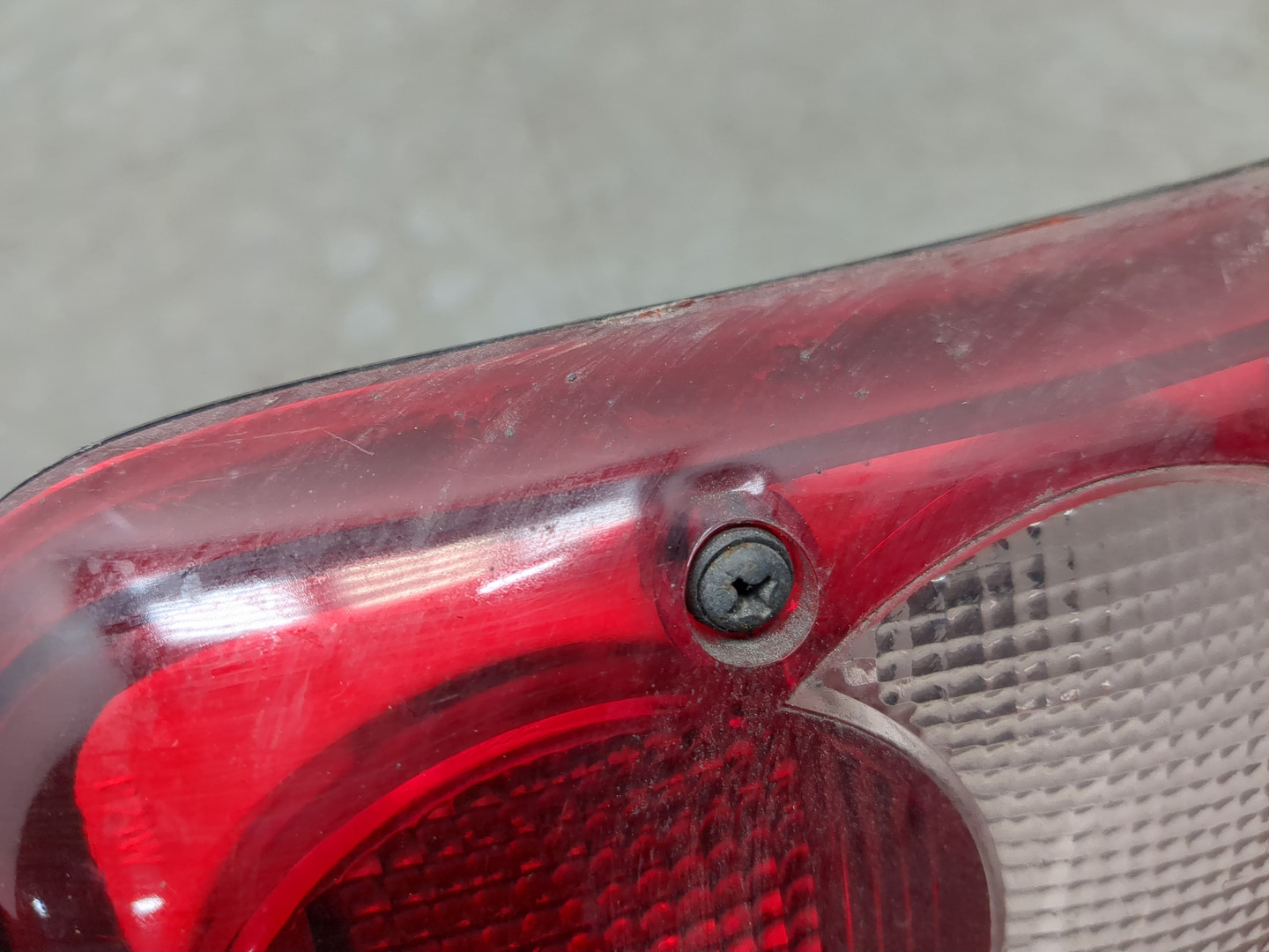 Фонарь задний правый