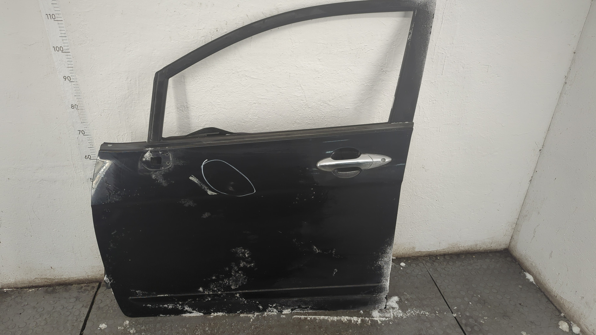Дверь передняя левая