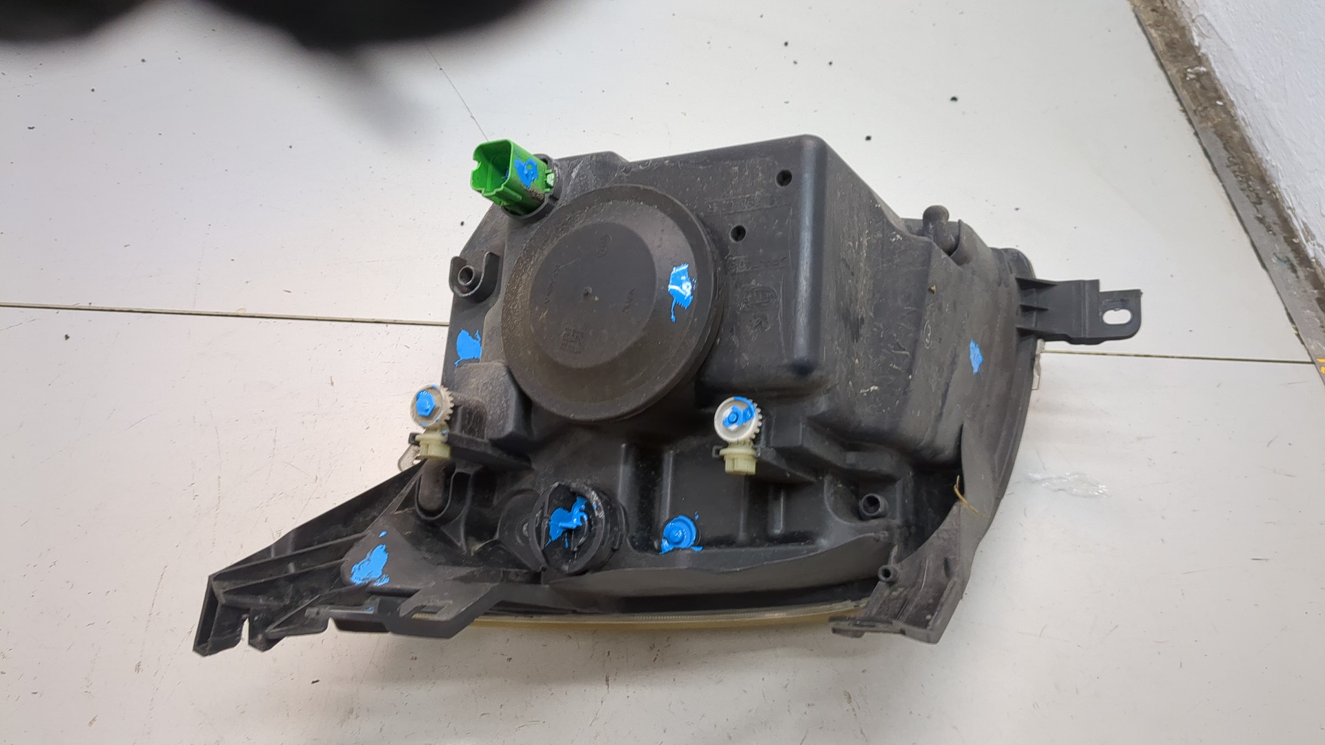 Фара правая