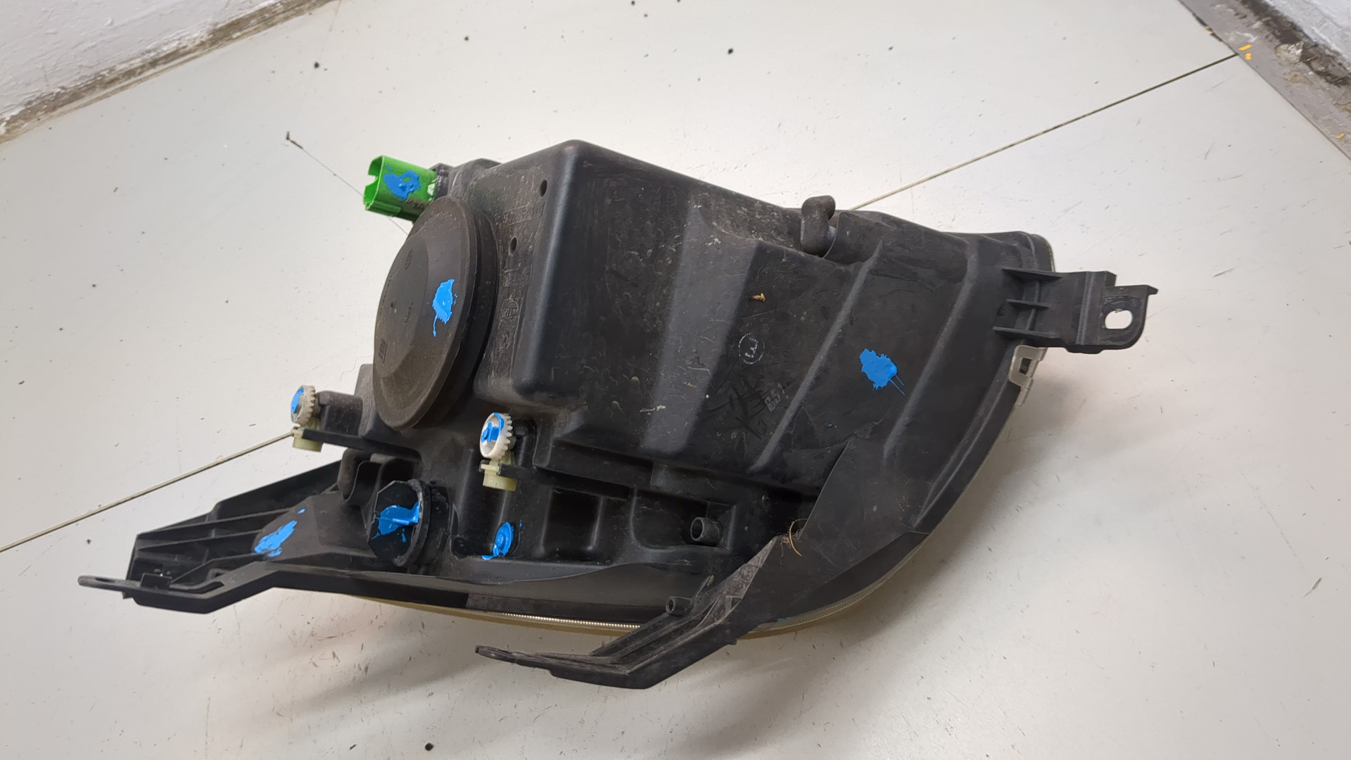 Фара правая