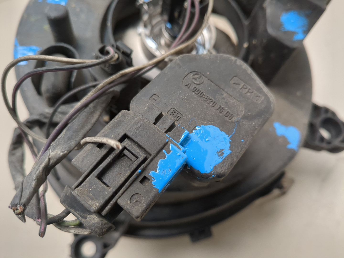 Фара правая