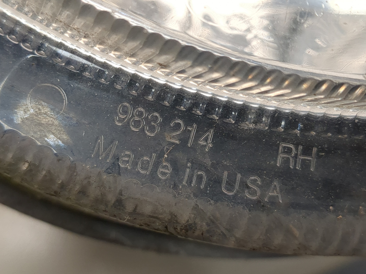 Фара правая