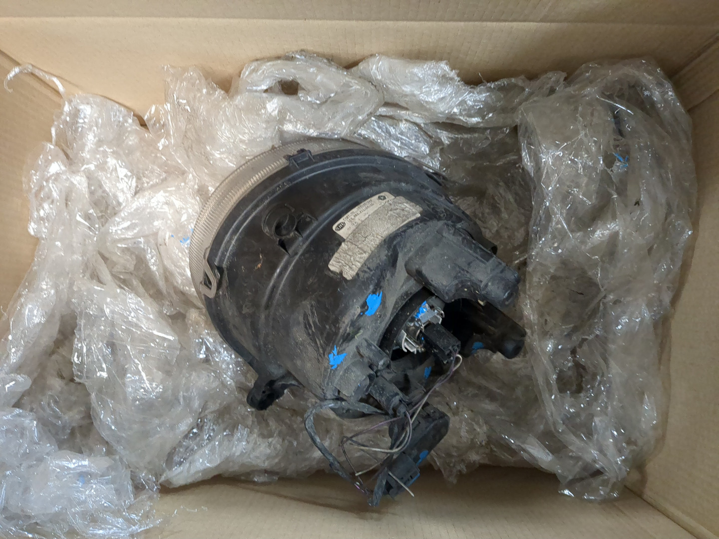 Фара правая