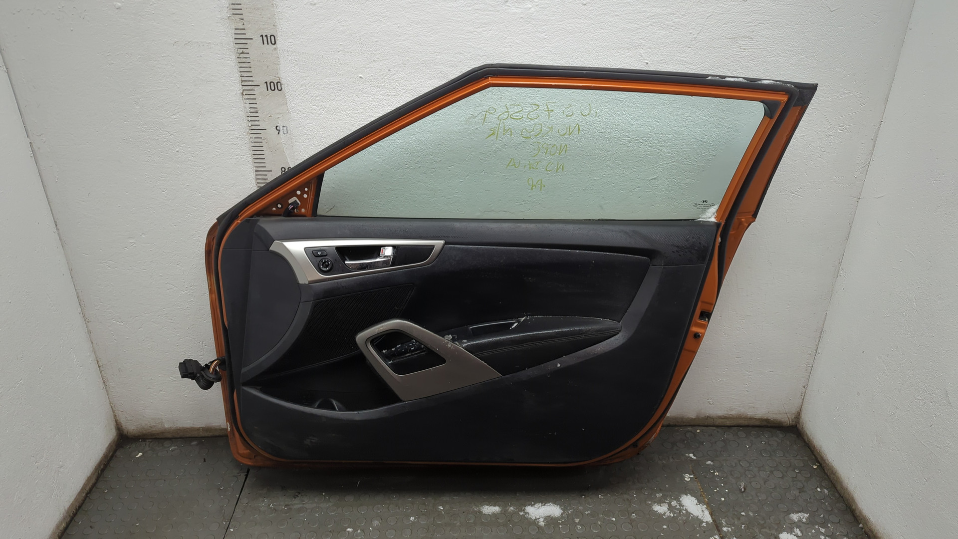 Дверь передняя правая