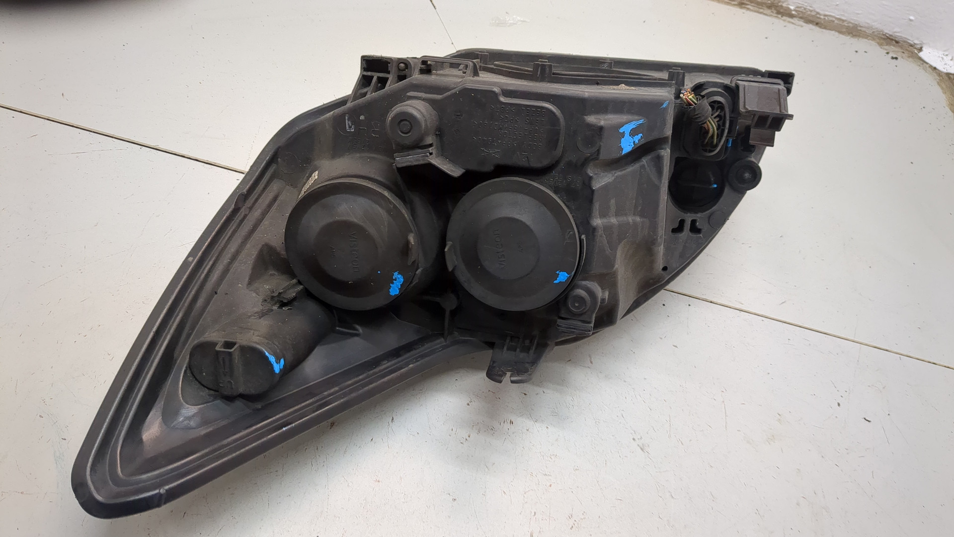 Фара правая