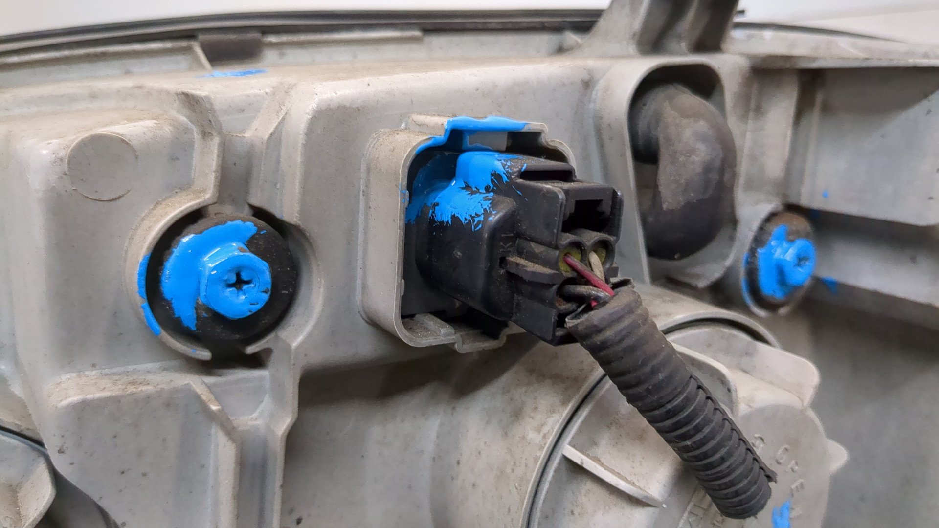 Фара правая