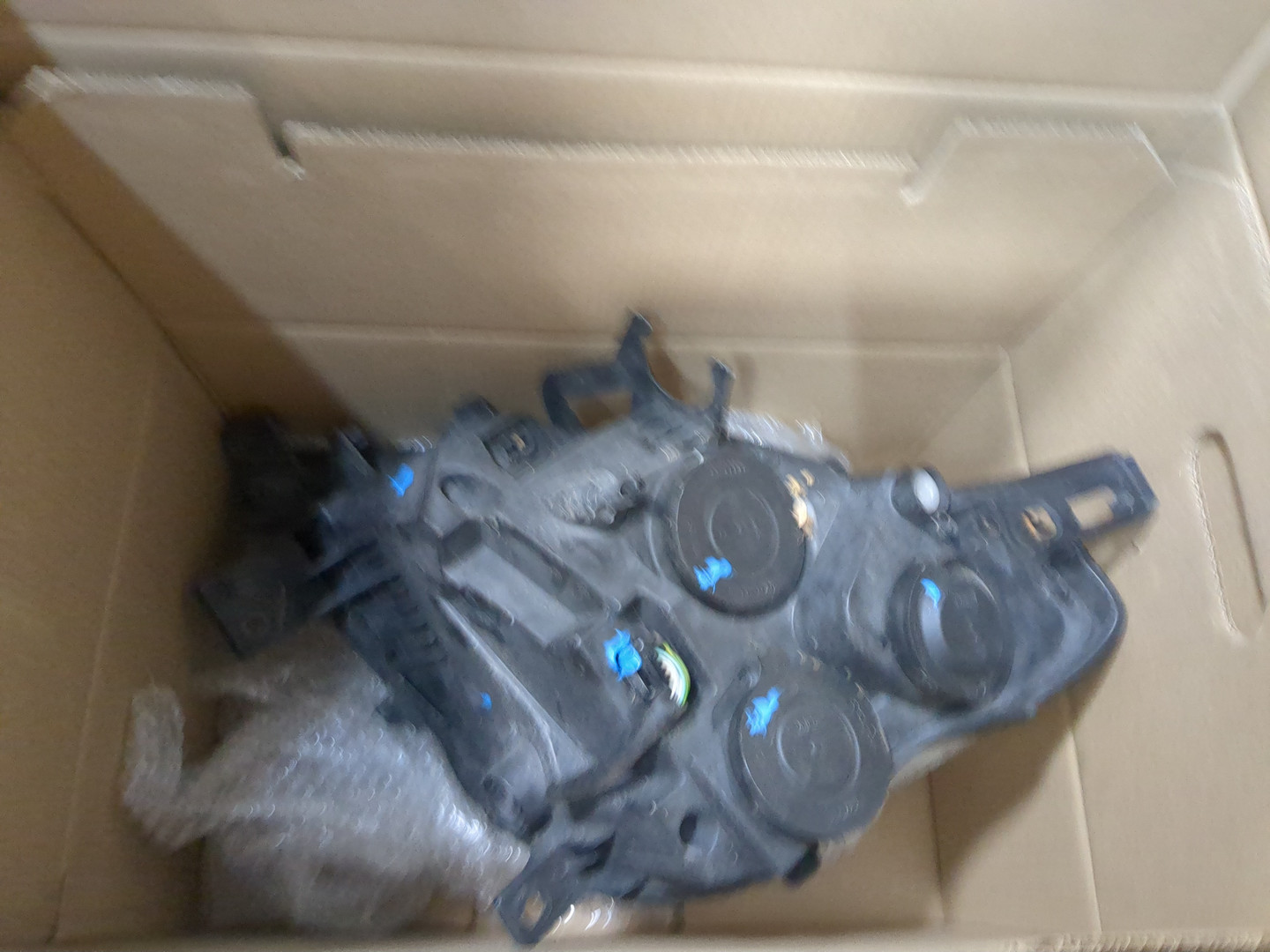 Фара правая