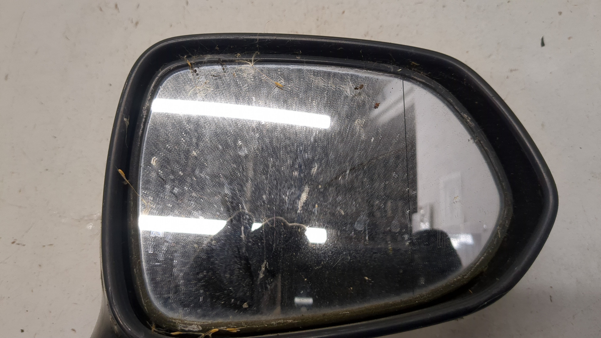 Зеркало правое электрическое