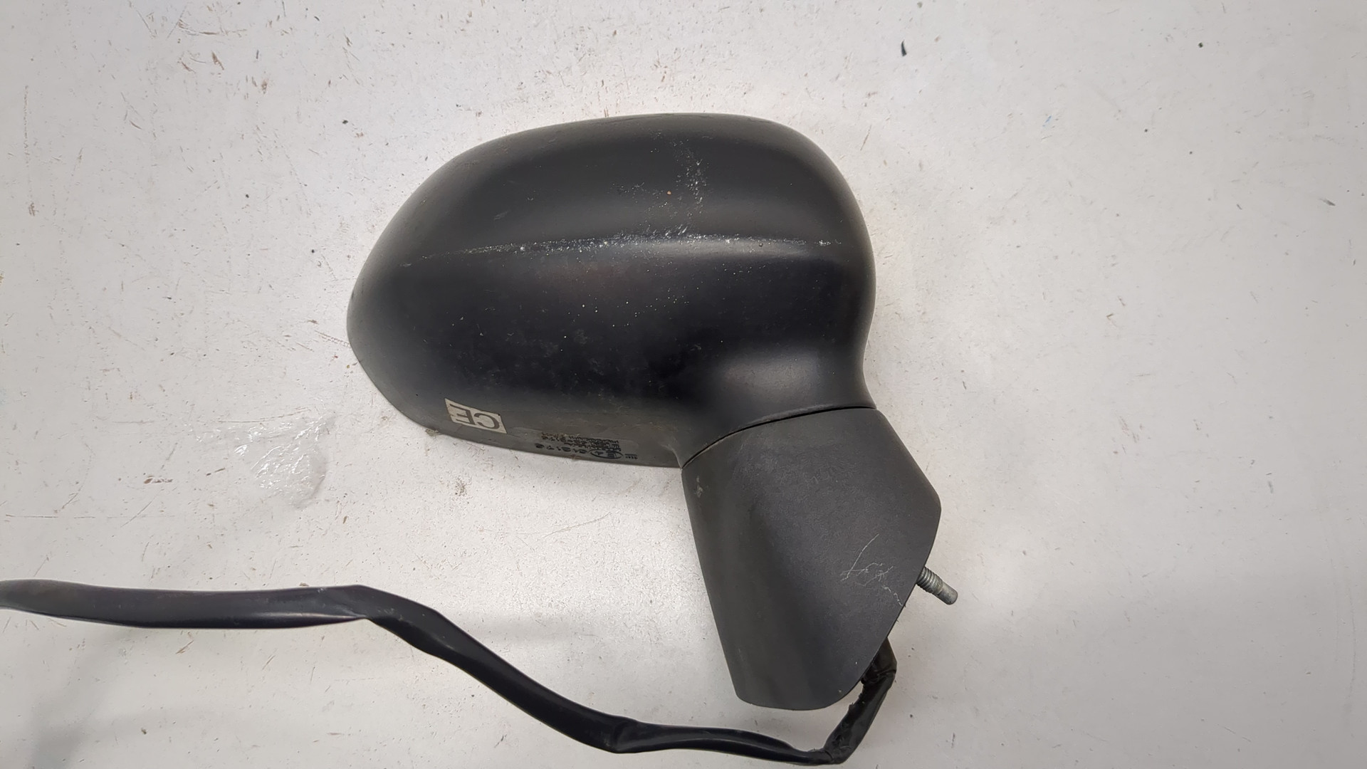 Зеркало правое электрическое