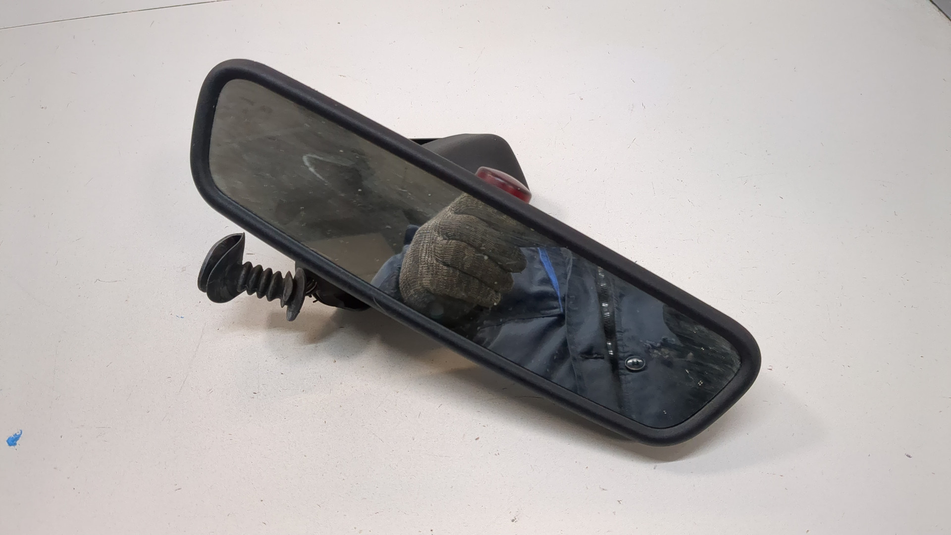 Зеркало заднего вида
