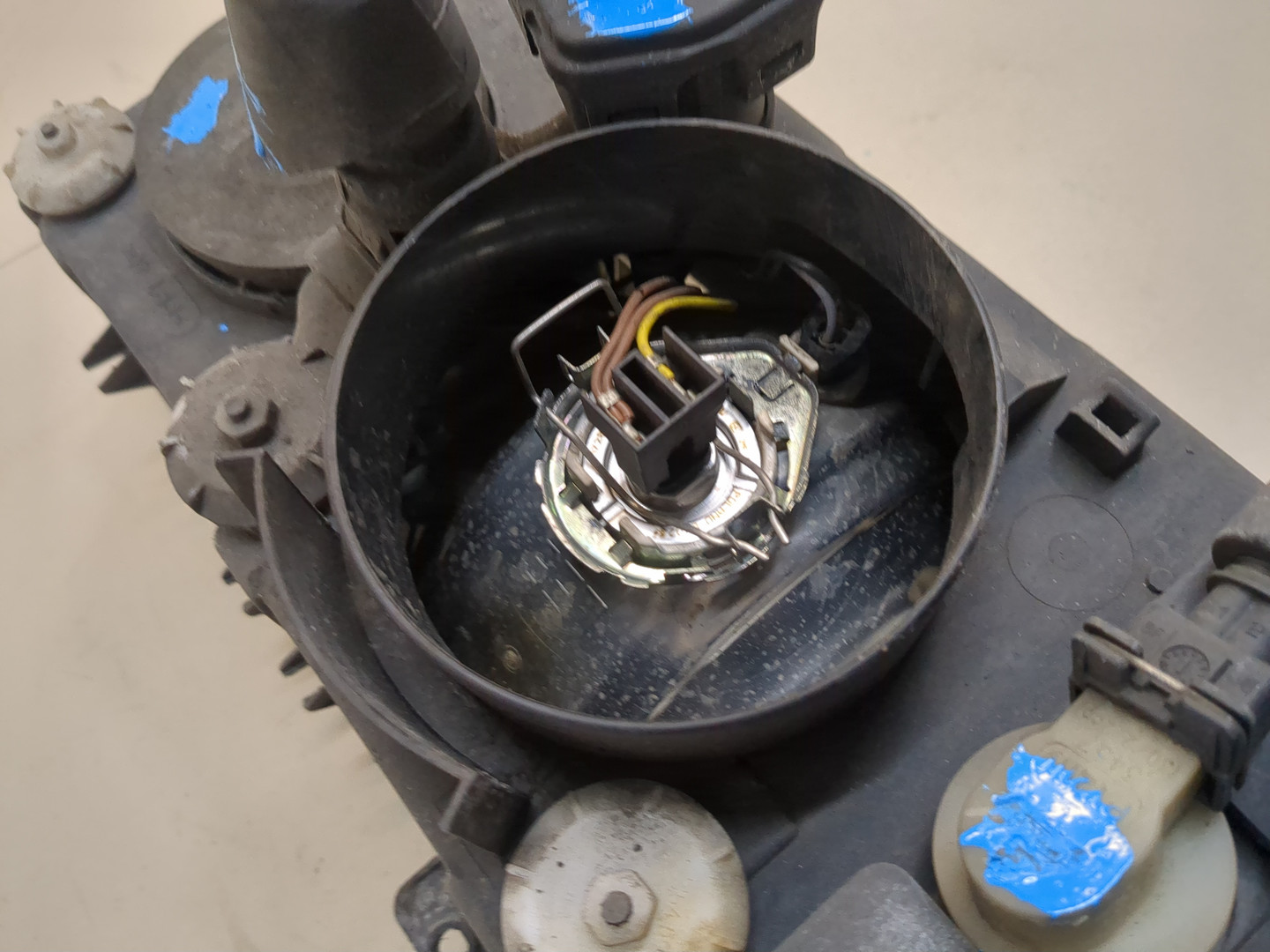 Фара правая