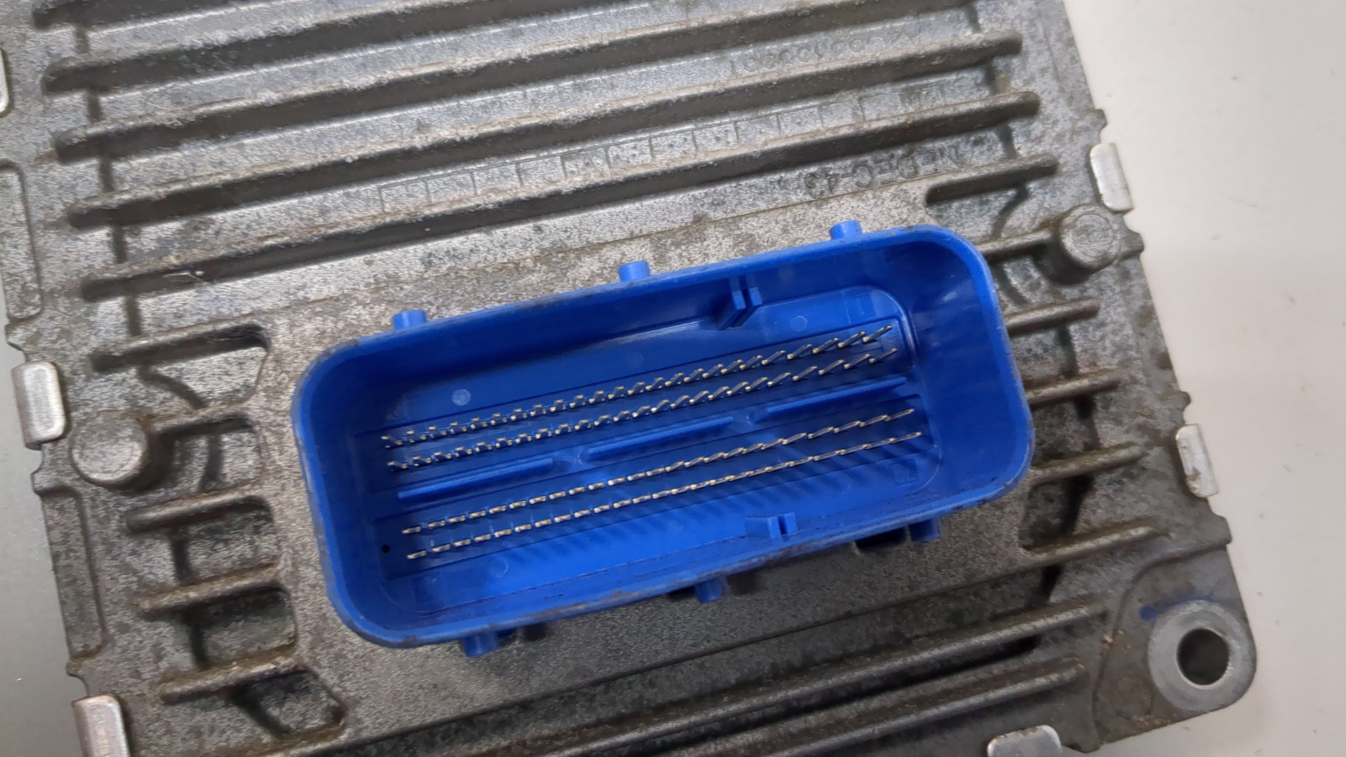 Блок управления двигателем