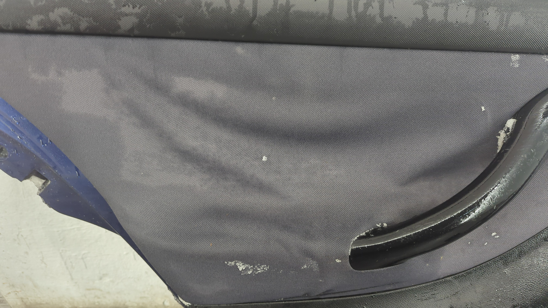 Дверь задняя левая