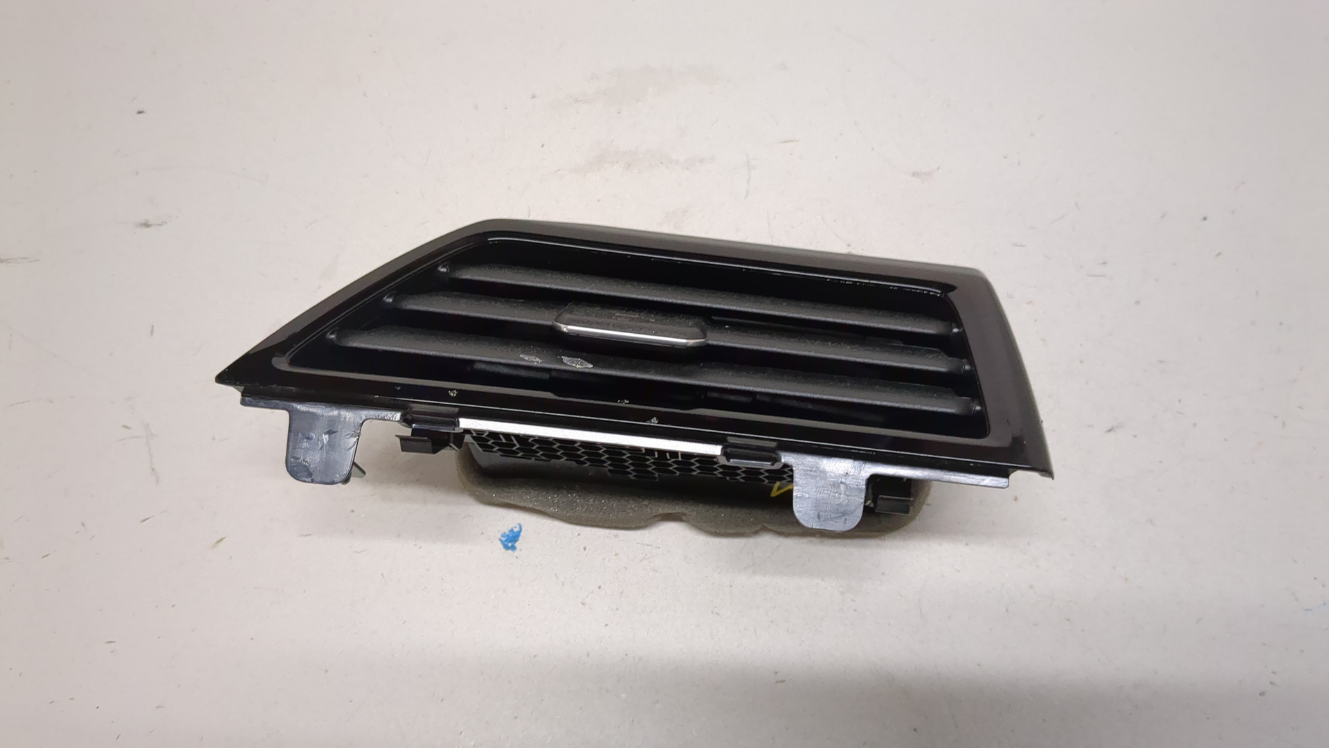 Дефлектор воздушный