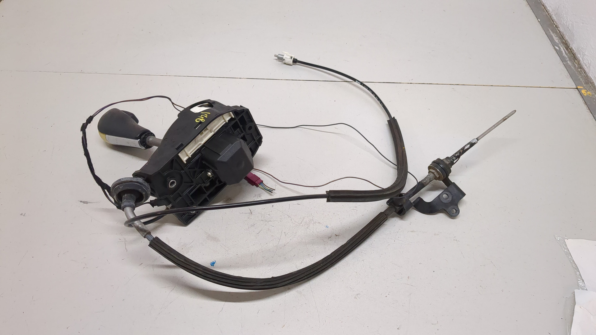 Кулиса МКПП / АКПП